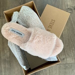 NIB Steve Madden Slippers